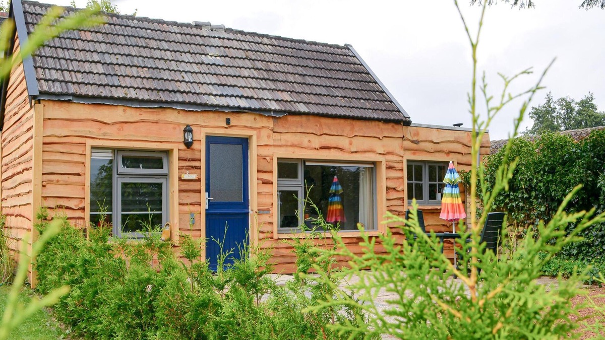 Municipality of Epe House | Cosy nature cottage with terrace and wide views