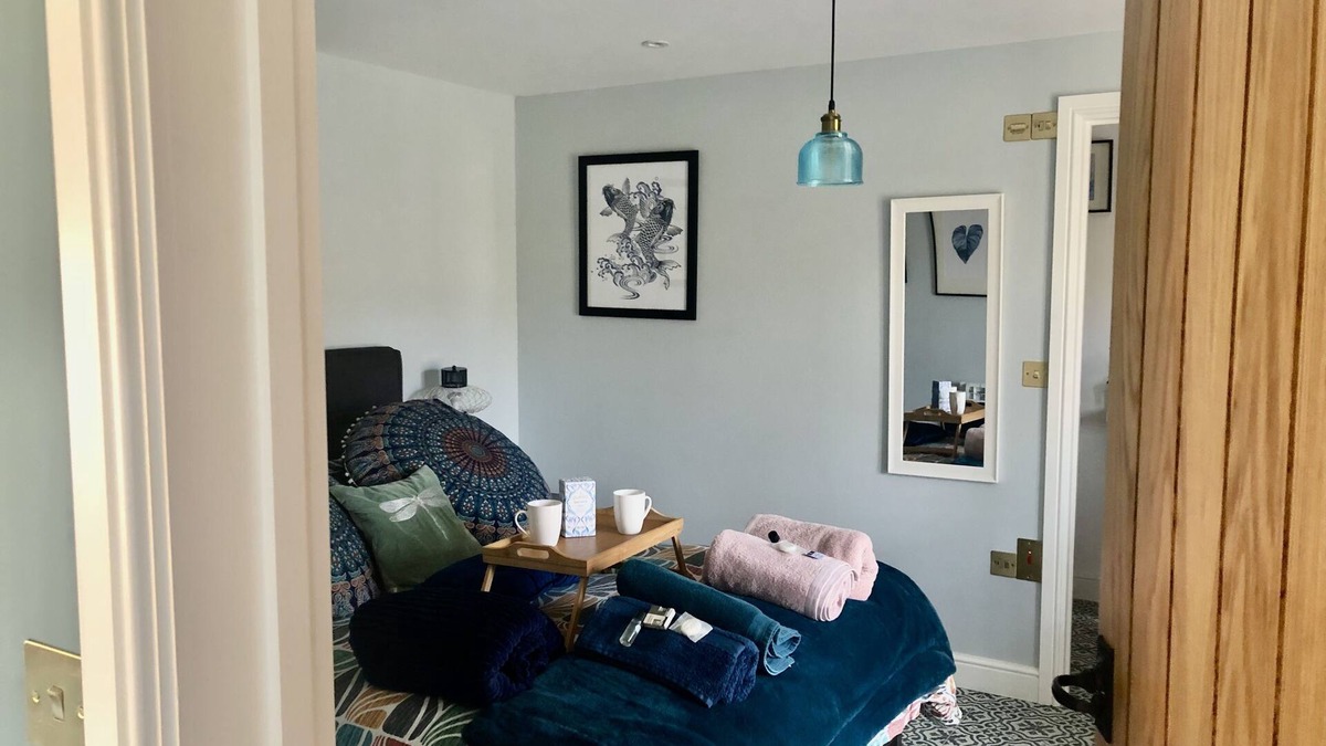 Ticehurst Cottage | Cosy Nature Retreat with Waterviews