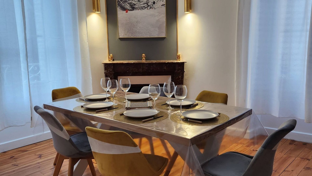 Vic-sur-Cere Apartment | Cosy new apartment