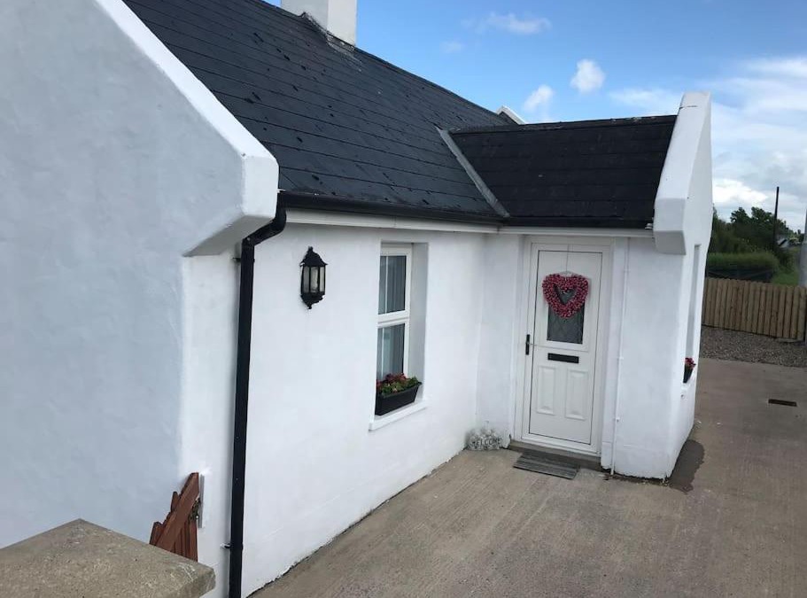 Enniskillen House | Cosy Nook Cottage Kesh