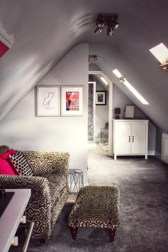 Bothamsall Apartment | Cosy One Bed Barn Conversion Donington Park East Midlands Airport