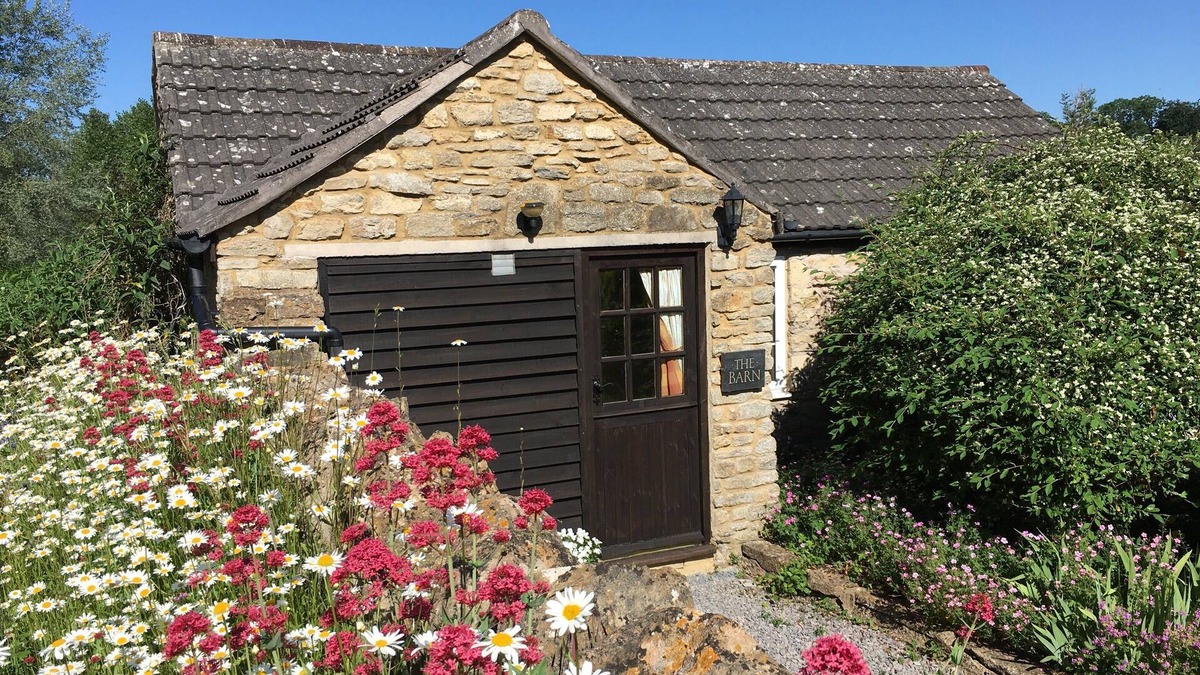 Rode Cottage | Cosy, peaceful cottage near Bath and Longleat.