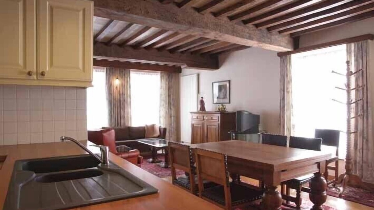 Historical Center Bruges House | Cosy quality two storey holiday flat in medieval city centre, Casa Michelangelo