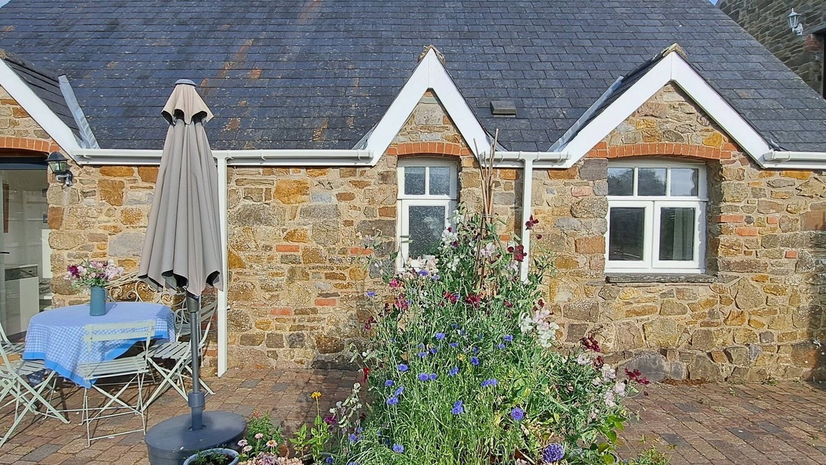 Kilgetty Cottage | Cosy quiet cottage rural South Pembrokeshire