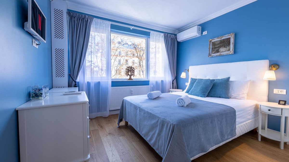 Bucharest City-Centre Apartment | Cosy & Quiet Luxury Apartment - Unirii Square - Old Town - Adela Accommodation