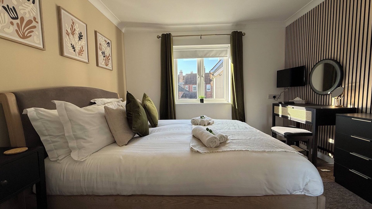 New Forest District House | Cosy retreat in Ringwood New Forest Town Centre