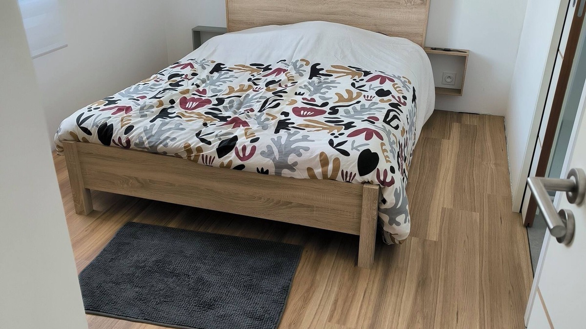 Chemaze House | Cosy room with kitchen - Free parking - Near VNB Festival - Jacuzzi.