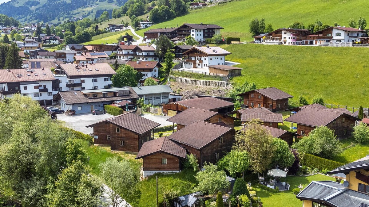 Niederau Apartment | Cosy semi-detached chalet with mountain views