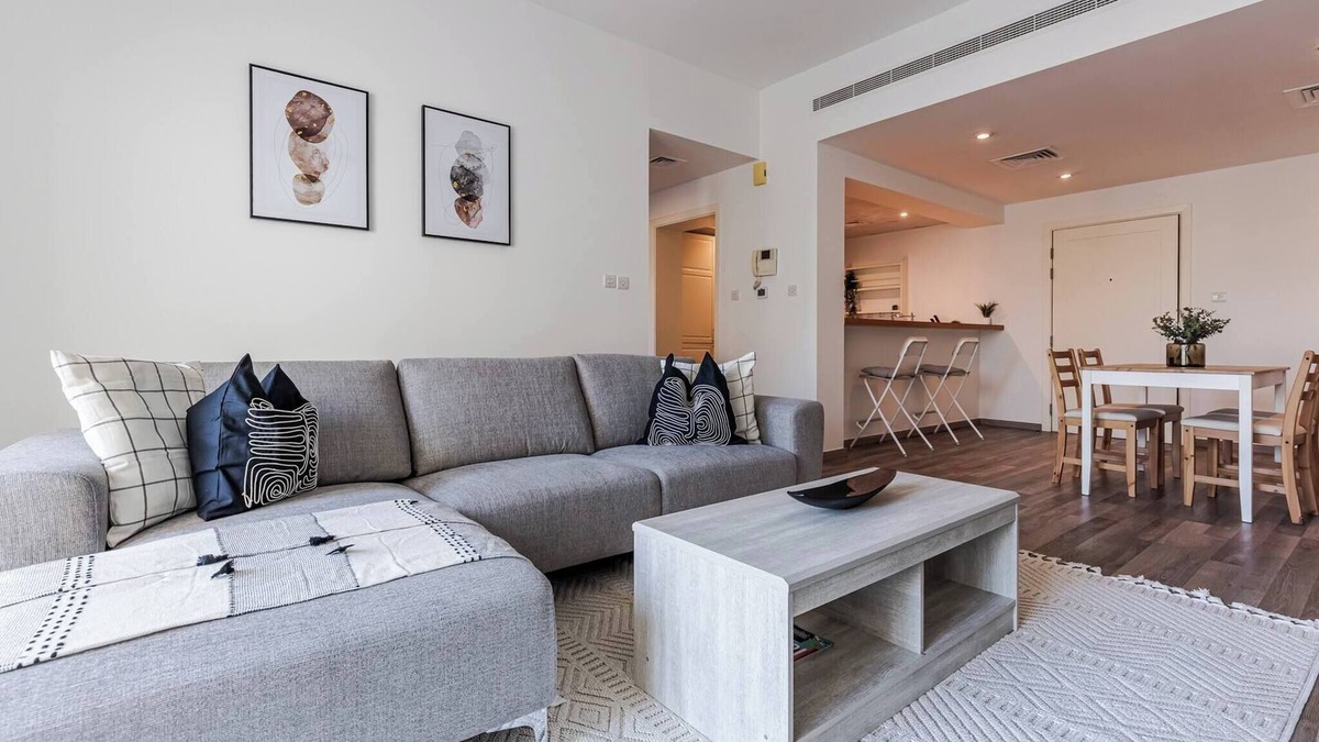 Barsha Heights Apartment | Cosy & Spacious 1BR at The Greens/Pool View