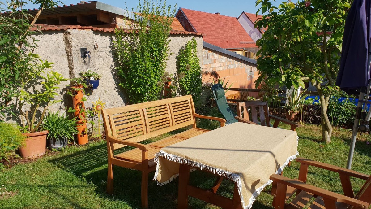 Sprotau Apartment | Cosy, spacious apartment in idyllic location