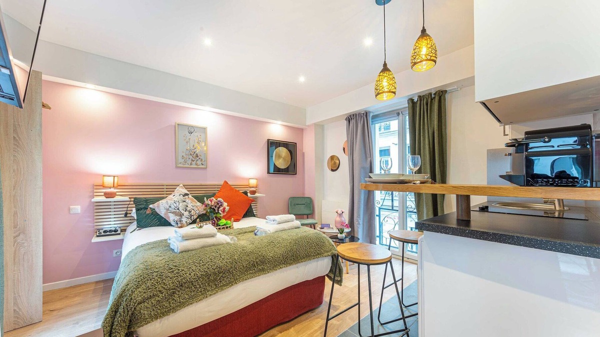 Strasbourg -Saint-Denis Apartment | Cosy studio - 2P - Center of Paris