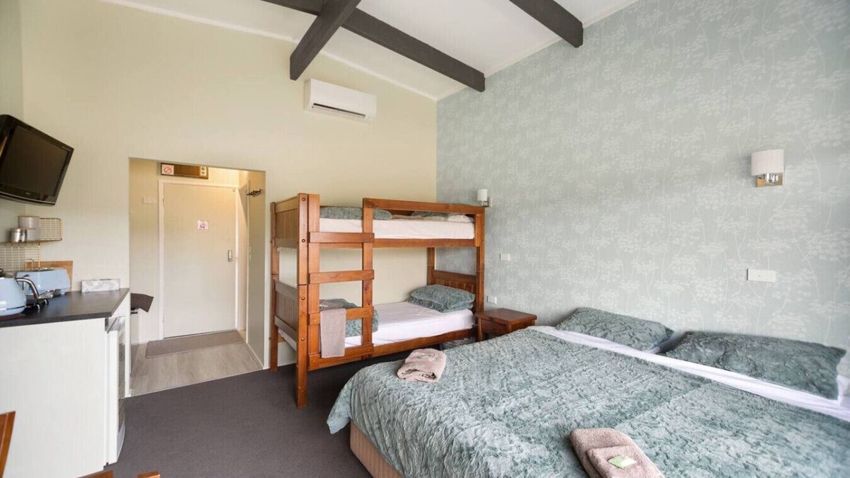 Merrijig House | Cosy Studio #3 at Mt Buller Stays