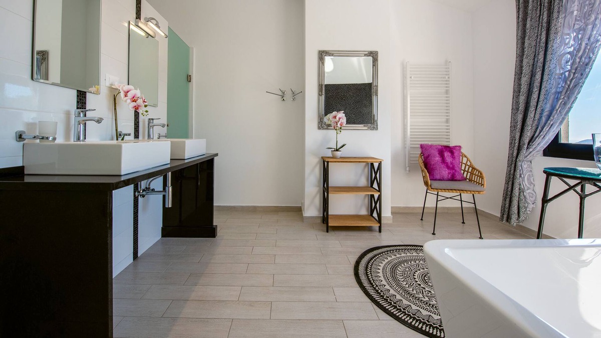 Podmaine House | Cosy `style villa Lazi