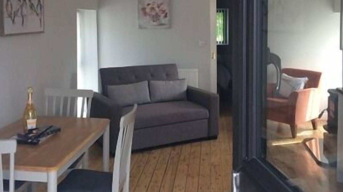 Newry Apartment | Cosy, stylish 1-Bed Apartment in South Armagh