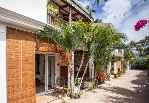 Tamarin House | Cosy & Stylish Cottage - Central Tamarin