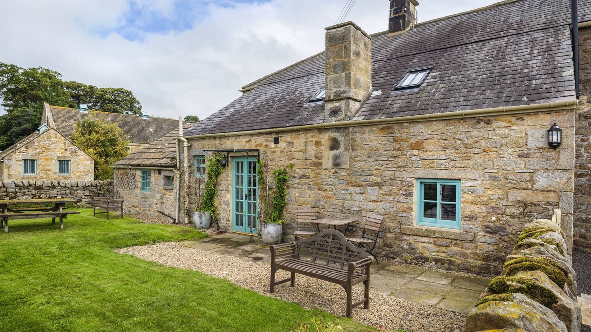 Riding Mill Cottage | Cosy, stylish country cottage - Coach House