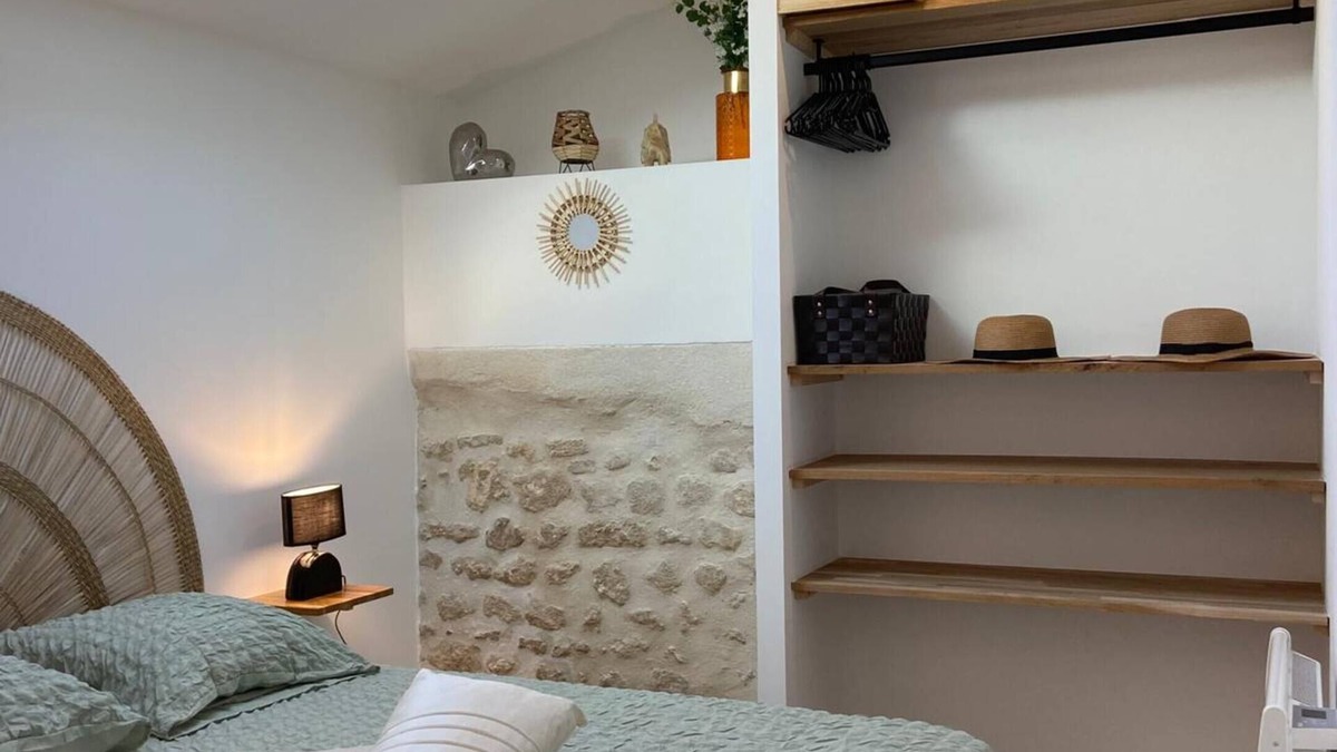Bourges Apartment | Cosy T2 with Terrace Hyper Centre