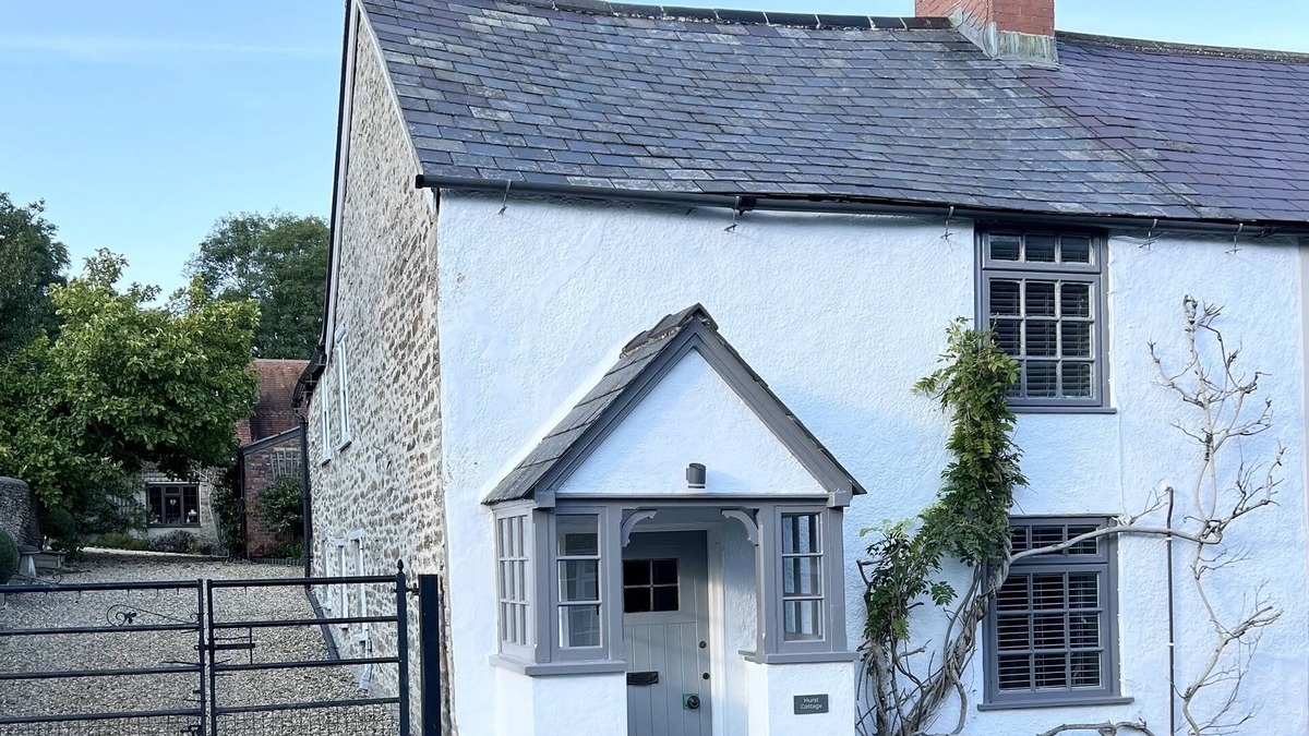 Stalbridge House | Cosy two bedrooom cottage, set in a Dorset village