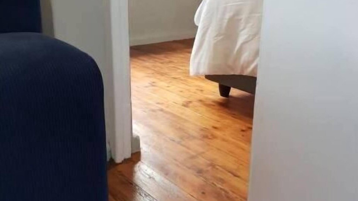 Rosebank Apartment | Cosy Victorian Style Full Apartment