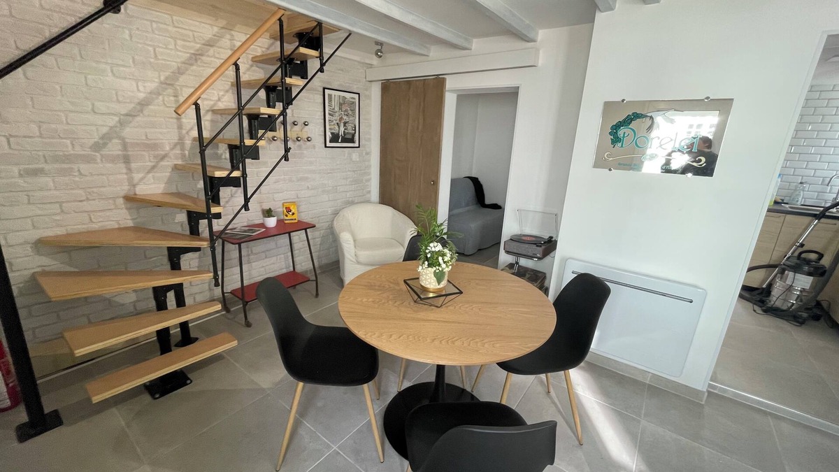 Yerville House | Cosy Vintage townhouse in YERVILLE