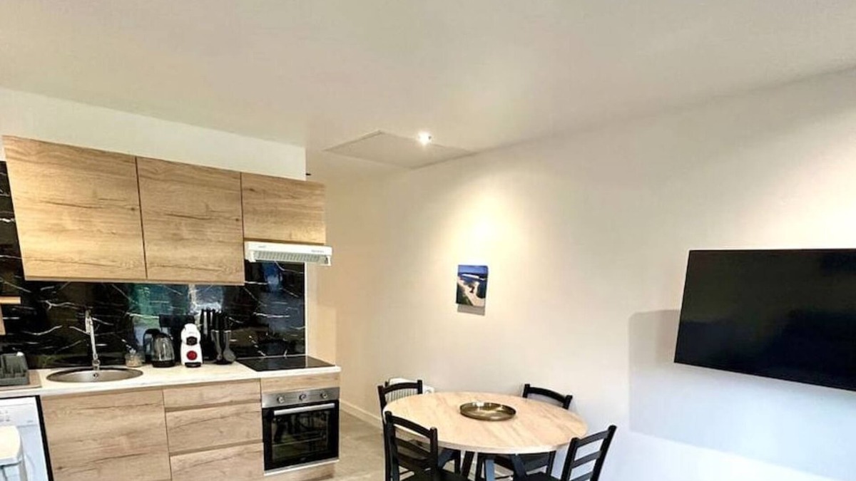 Gradignan House | Cosy - Wifi - Jardinet - Near Bordeaux