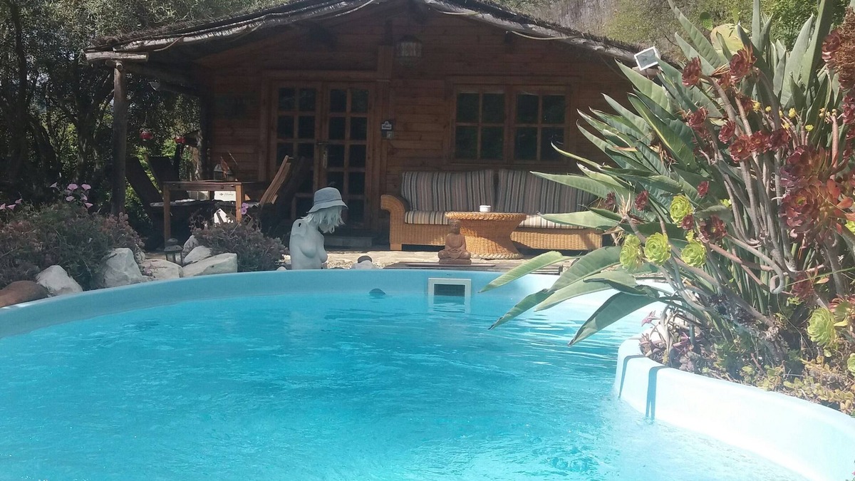 Monda House | Cosy Wooden Cabin with private pool ideal for romantic retreat