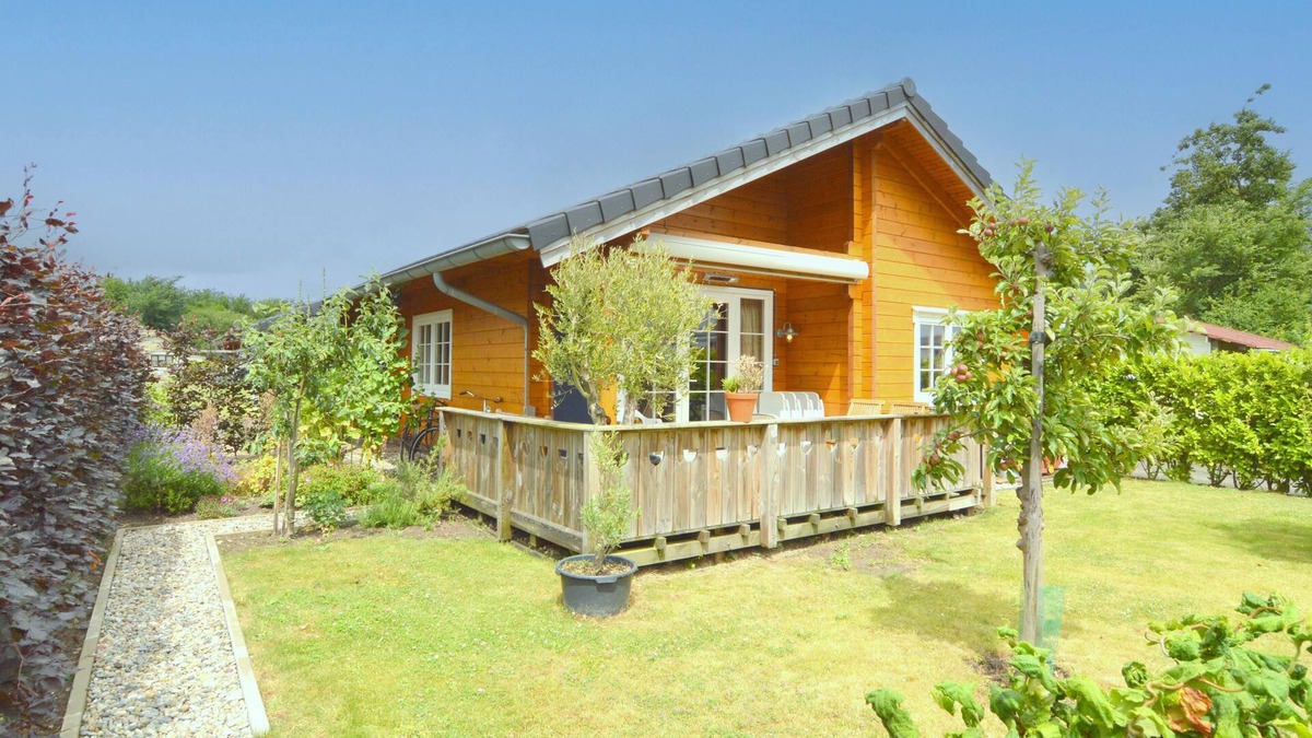 Sint-Annaland House | Cosy wooden chalet close to the Oosterschelde