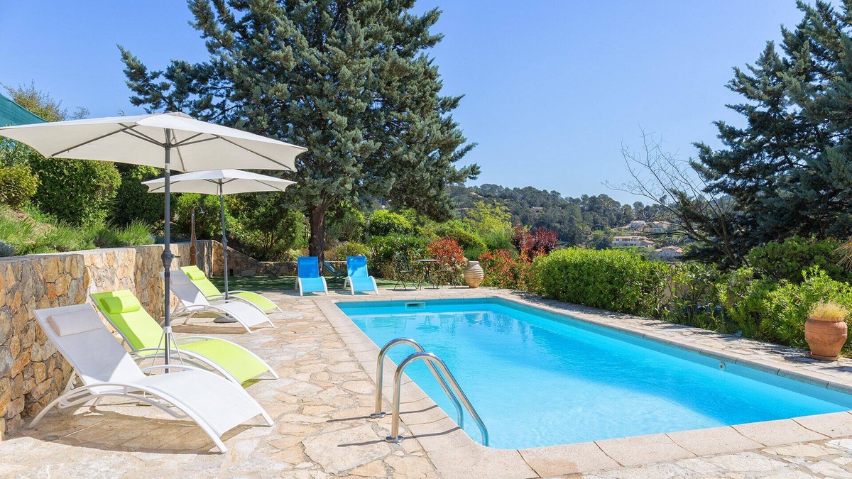 Le Tignet Villa | Cote d'Azur; air-conditioned villa with pool, superb view on 2000sqm property