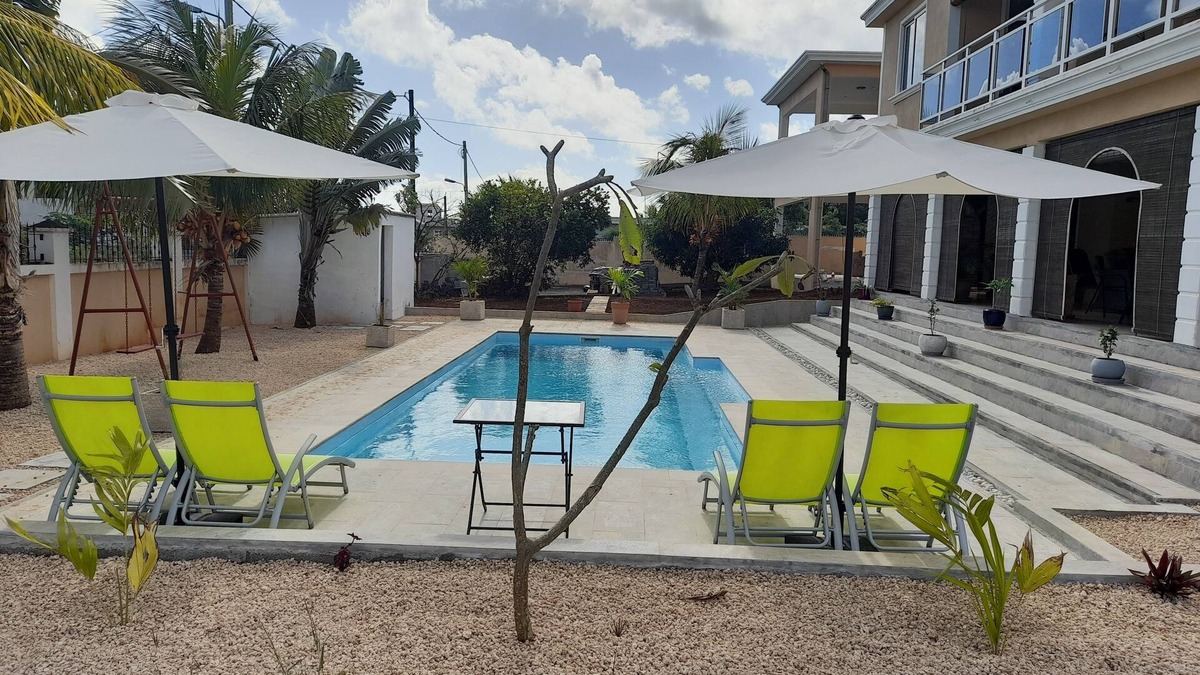 Trou aux Biches Apartment | COTOMILI ACCOMMODATION WITH SWIMMING POOL