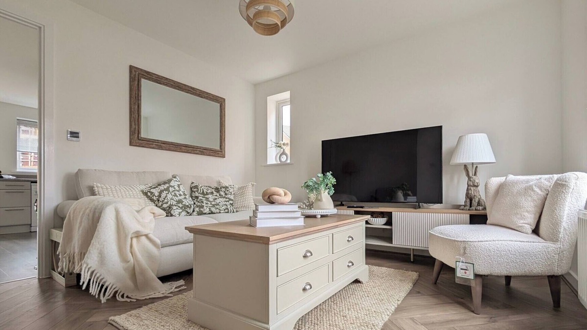 Ashchurch House | Cotswold Green - Sleeps 5 - Free EV Charge