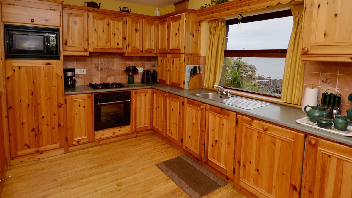 Cleggan Cottage | Cottage 108 - Cleggan