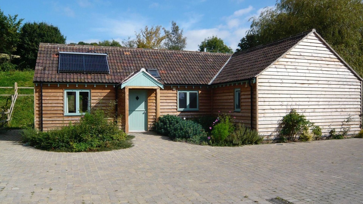 Glastonbury Cottage | Cottage 3 at Honeysuckle Farm Cottages