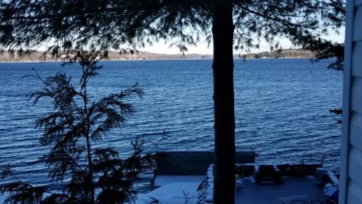 Addington Highlands Cottage | Cottage #3: Pristine Waterfront! Cottages on the edge of Bon Echo