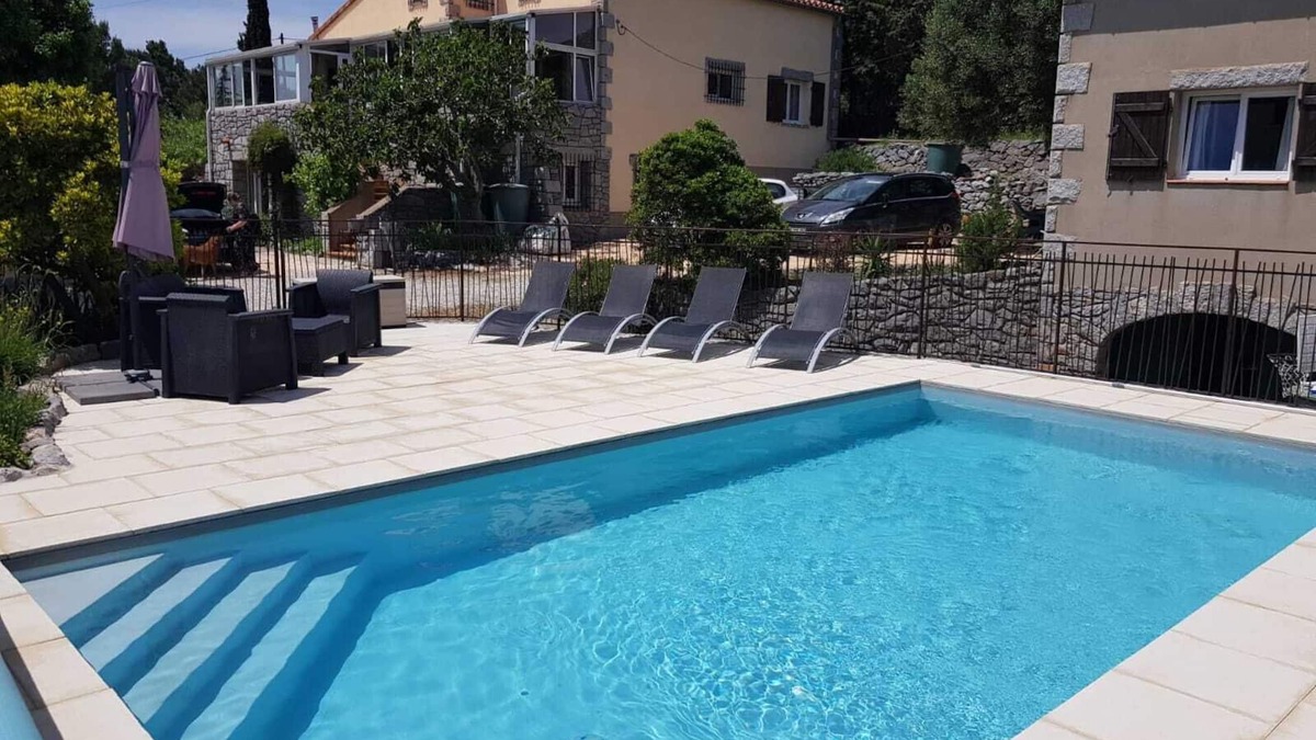 Opoul-Perillos Cottage | Cottage 4 people with swimming pool