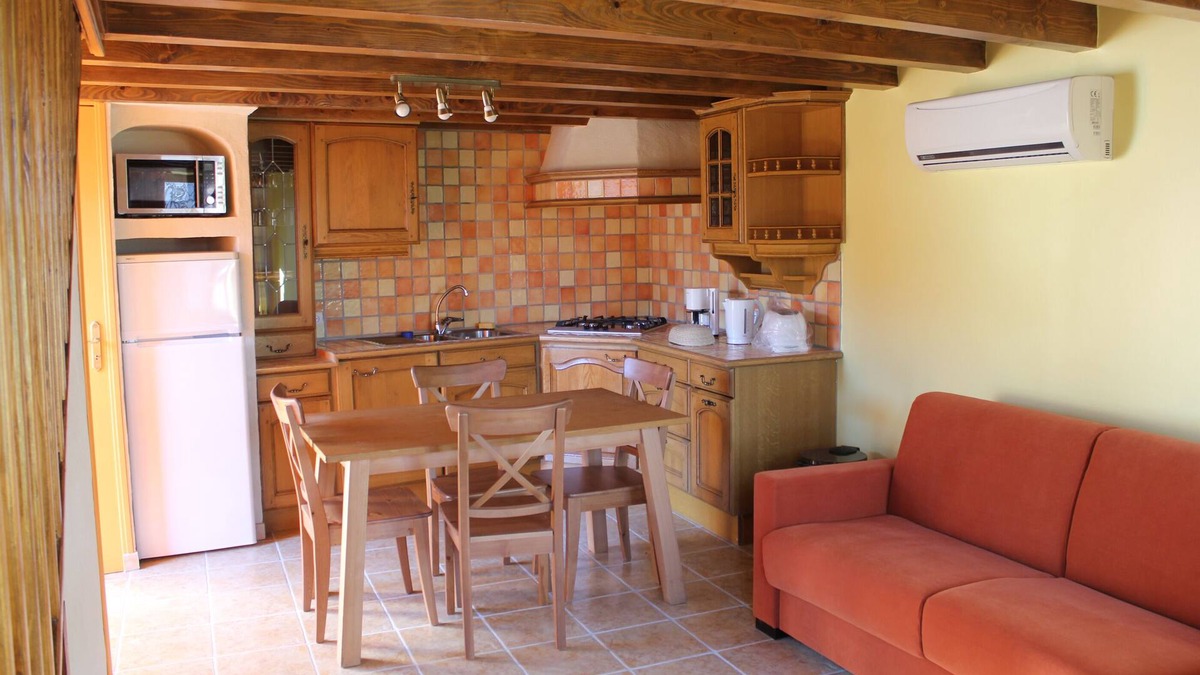 Creste Cottage | Cottage 45 m2 for 2 to 3 people. on the edge of the Auvergne Volcanoes Park