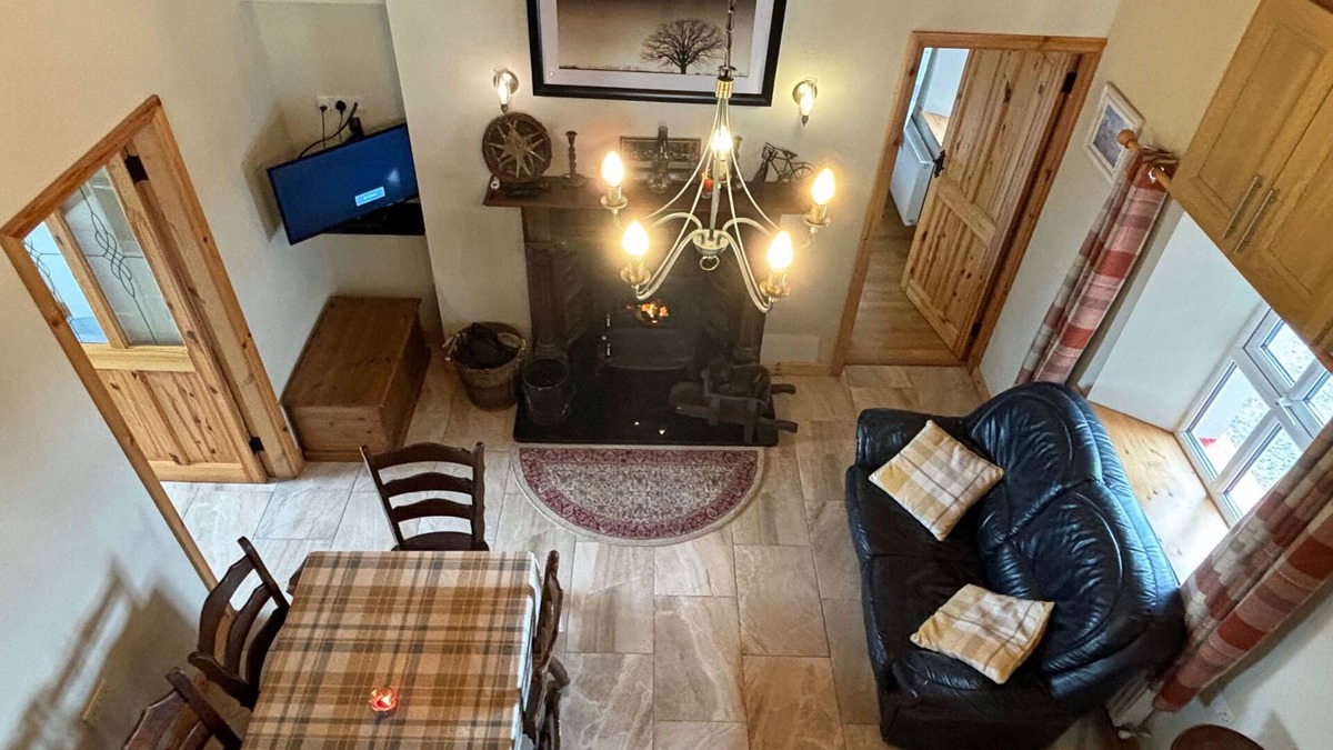 Connemara Cottage | Cottage 477 - Carna - sleeps 6 guests in 2 bedrooms