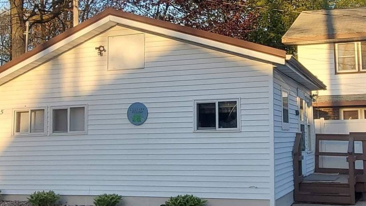 Shawano Cottage | Cottage #5 on Shawano Lake has everything you need. Nice 1 bedroom cottage completely furnished