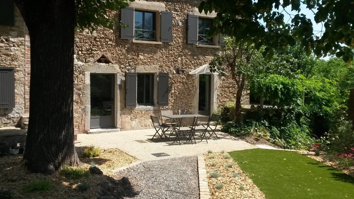 Anduze House | Cottage 6-8 people "Chez Paul and Jeanne"