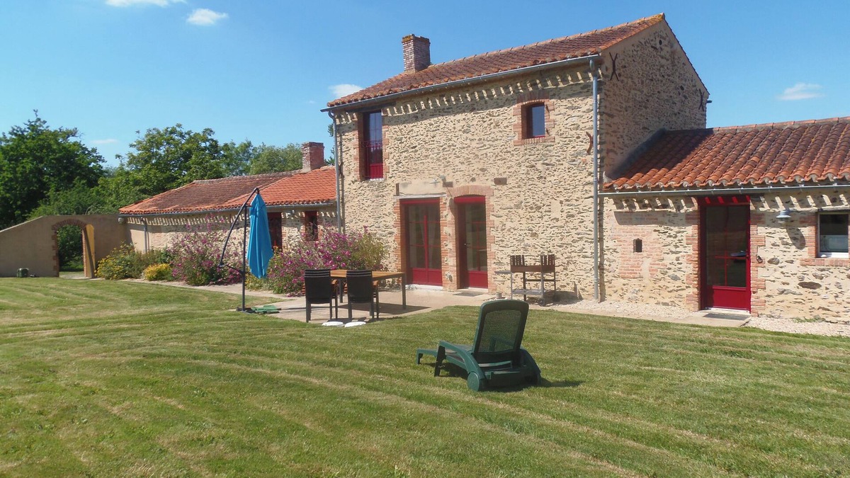 Falleron Cottage | COTTAGE 7 people BETWEEN LAND and SEA BETWEEN LAND AND OCEAN