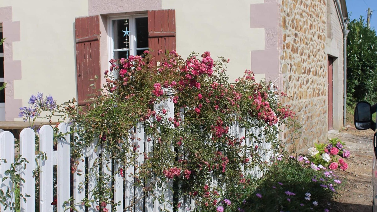 Hillion Cottage | Cottage 7 to 9 people in the Bay of Saint Brieuc 200m from the beach!