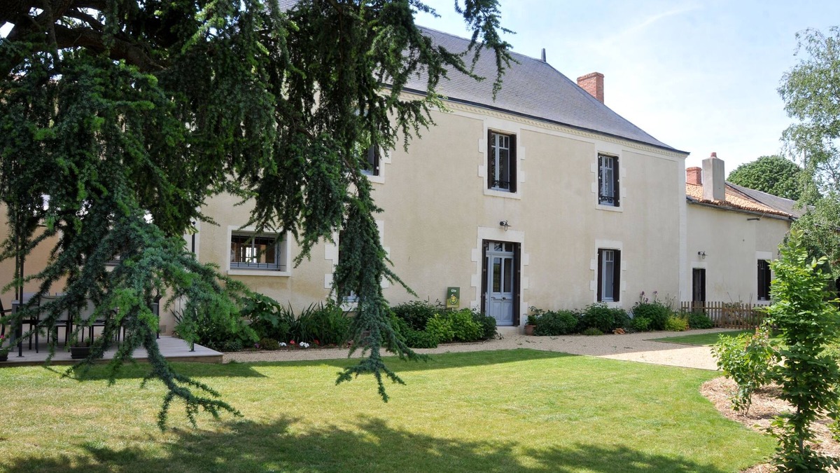 Assais-les-Jumeaux House | Cottage 8 pers. Large Maison de Maître between Futuroscope and Puy du Fou