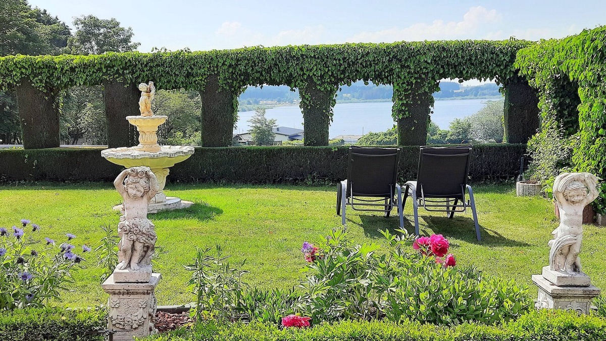 Driedorf House | Cottage at the lake view Barbecue, garden, billiards, darts, sauna ww-seeblick