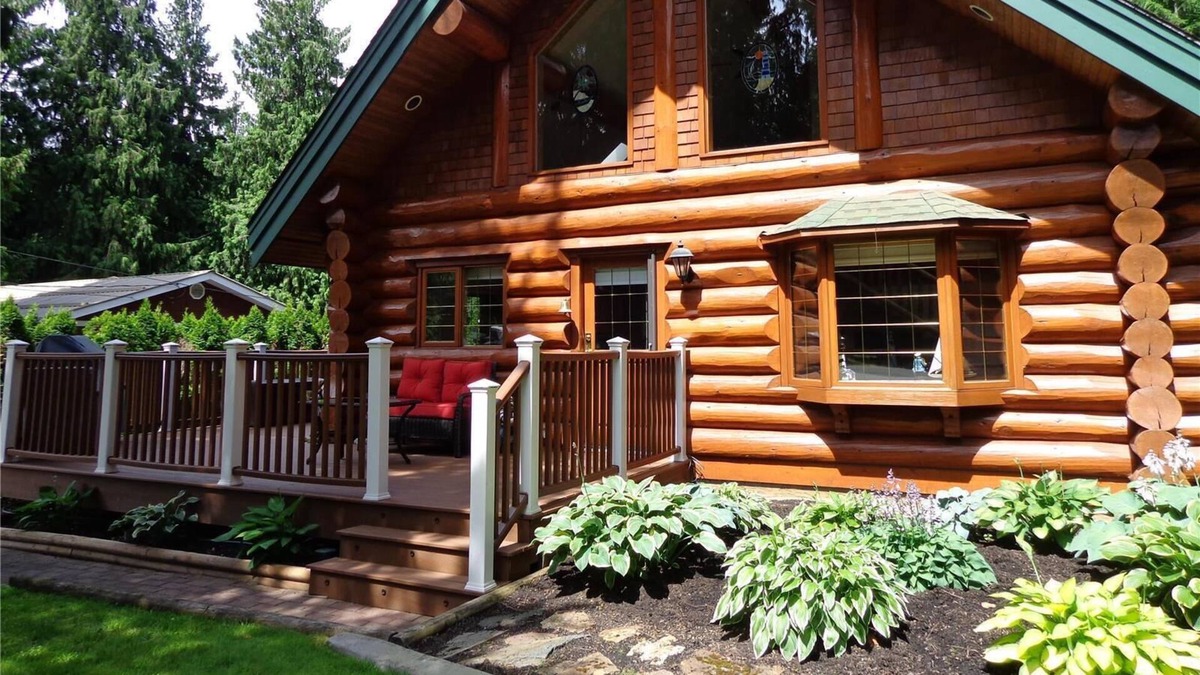 Swansea Point House | Cottage by the lake