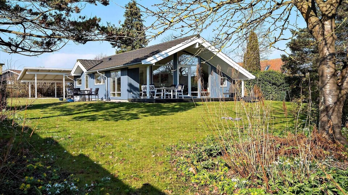Vordingborg House | Cottage close to forest & beach