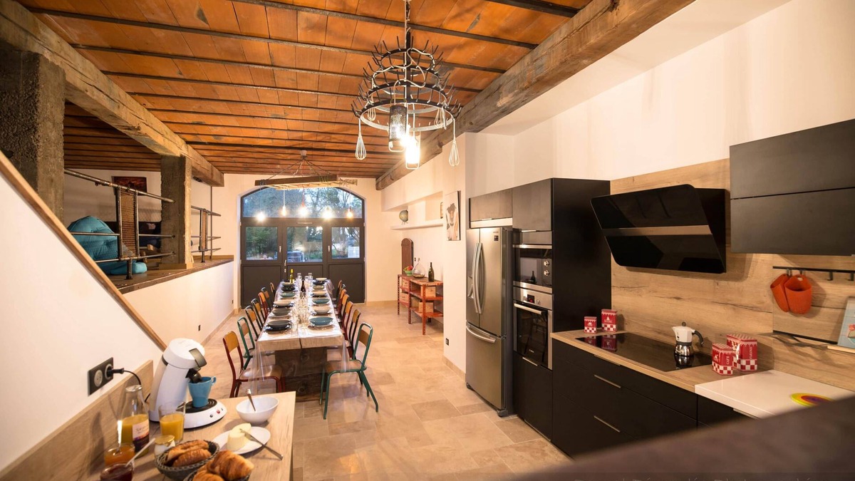 Autun House | COTTAGE Colors Of Saint Martin with Spa, Billard