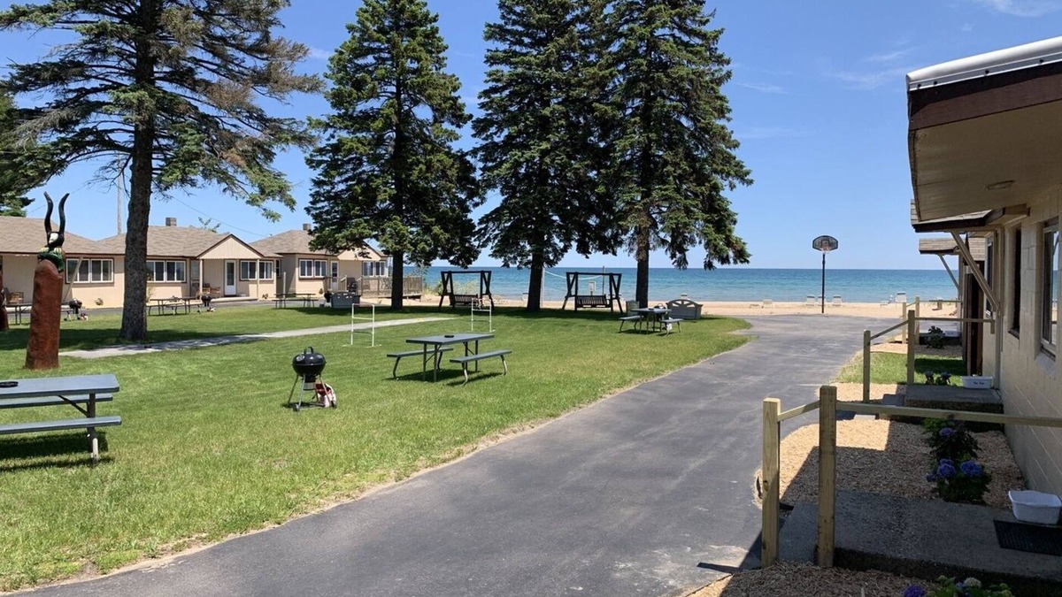 Northeastern Michigan Cottage | Cottage Cove · Lake Huron Beach Cottage No. 1