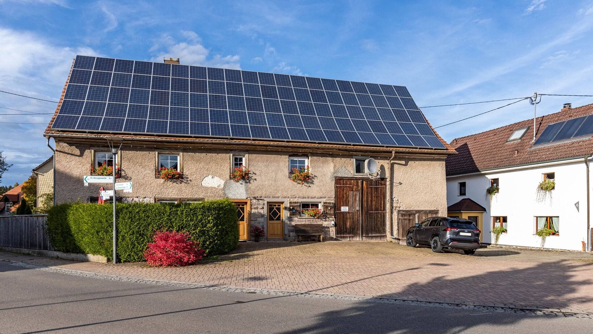 Villingen-Schwenningen Cottage | Cottage 'Schwarzwald - Ferienhaus In' with Private Terrace and Wi-Fi