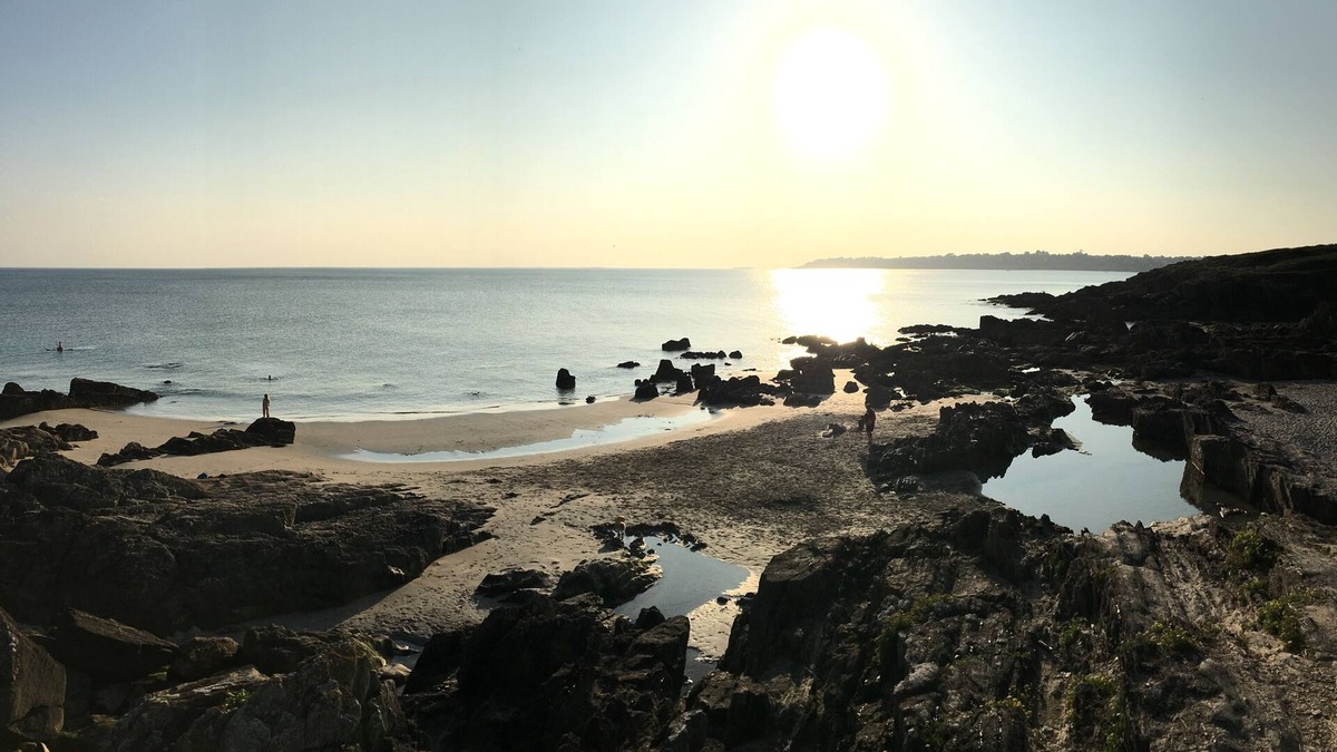 Moelan-sur-Mer Cottage | COTTAGE des RIAS 2 guest rooms or 1 suite 172 m from the sea without TV