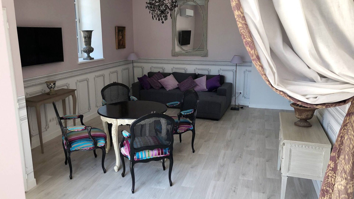 Azay-le-Rideau House | Cottage du Chateau with swimming pool in the heart of Azay Rideau castles