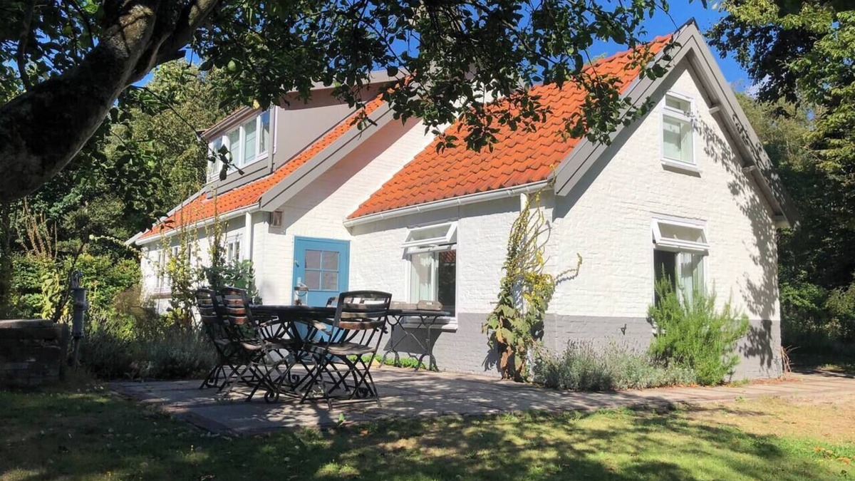 Oostvoorne House | Cottage Duinroos - Dune Rose